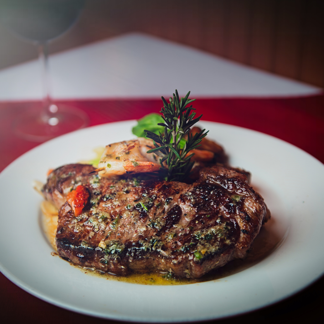 NZ産ビーフ チルド YB キューブロール 〈シルバーファーン・ファームス〉